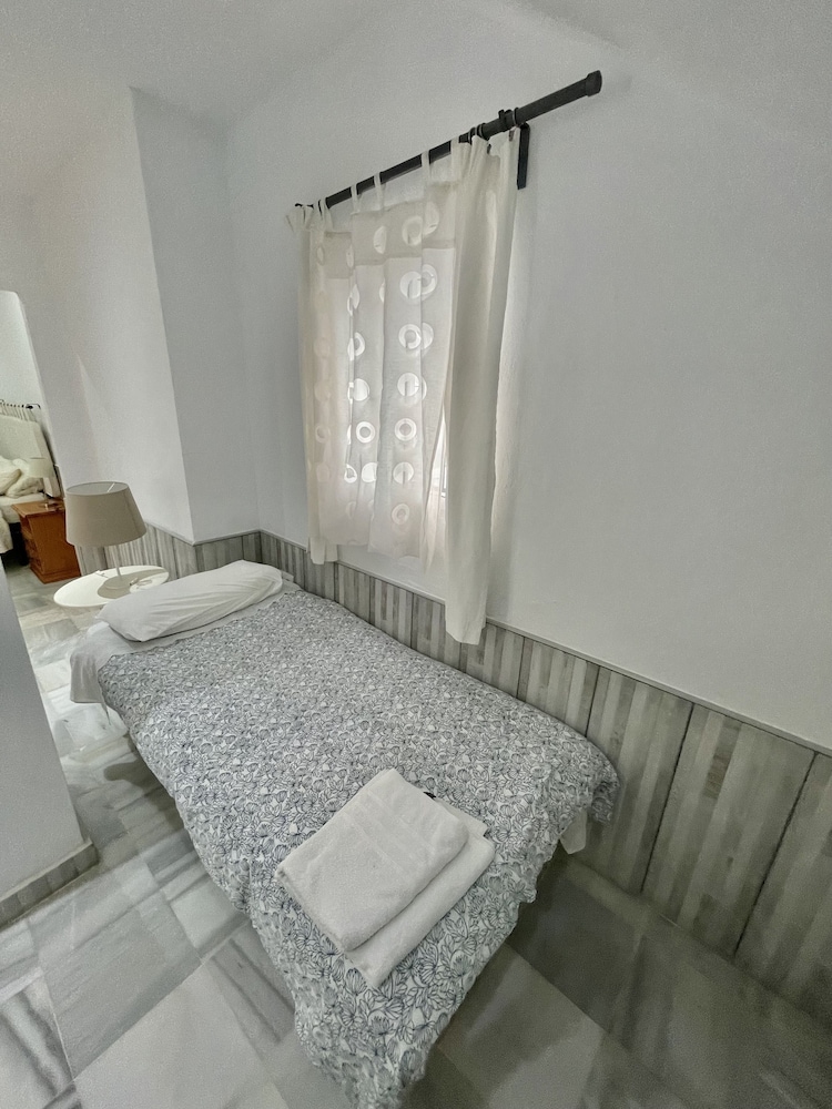 Apartamentos Puerto Sherry 16/50