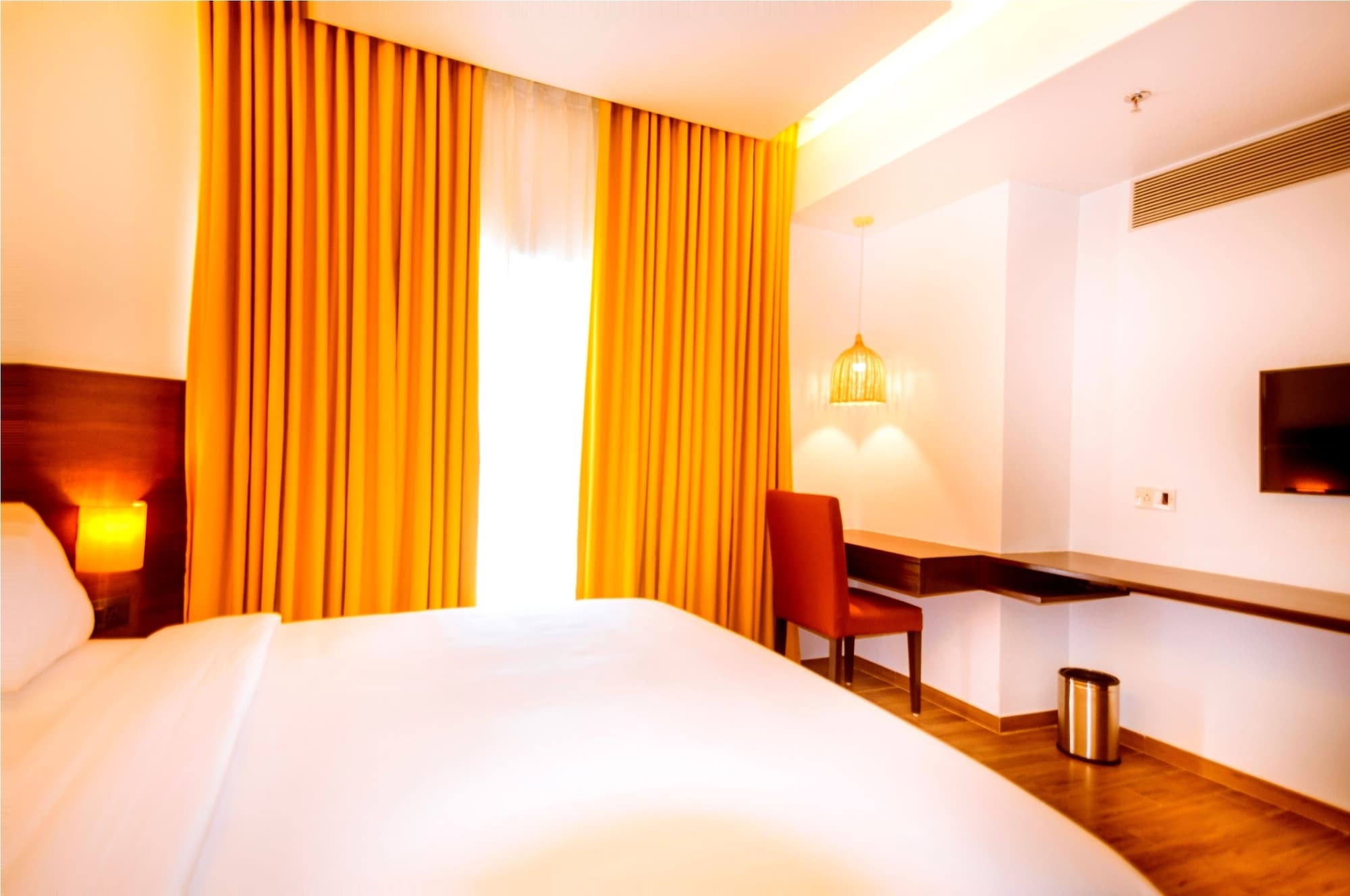 SUPERIOR, DOUBLE BED