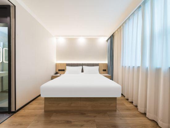 SUPERIOR, DOUBLE BED