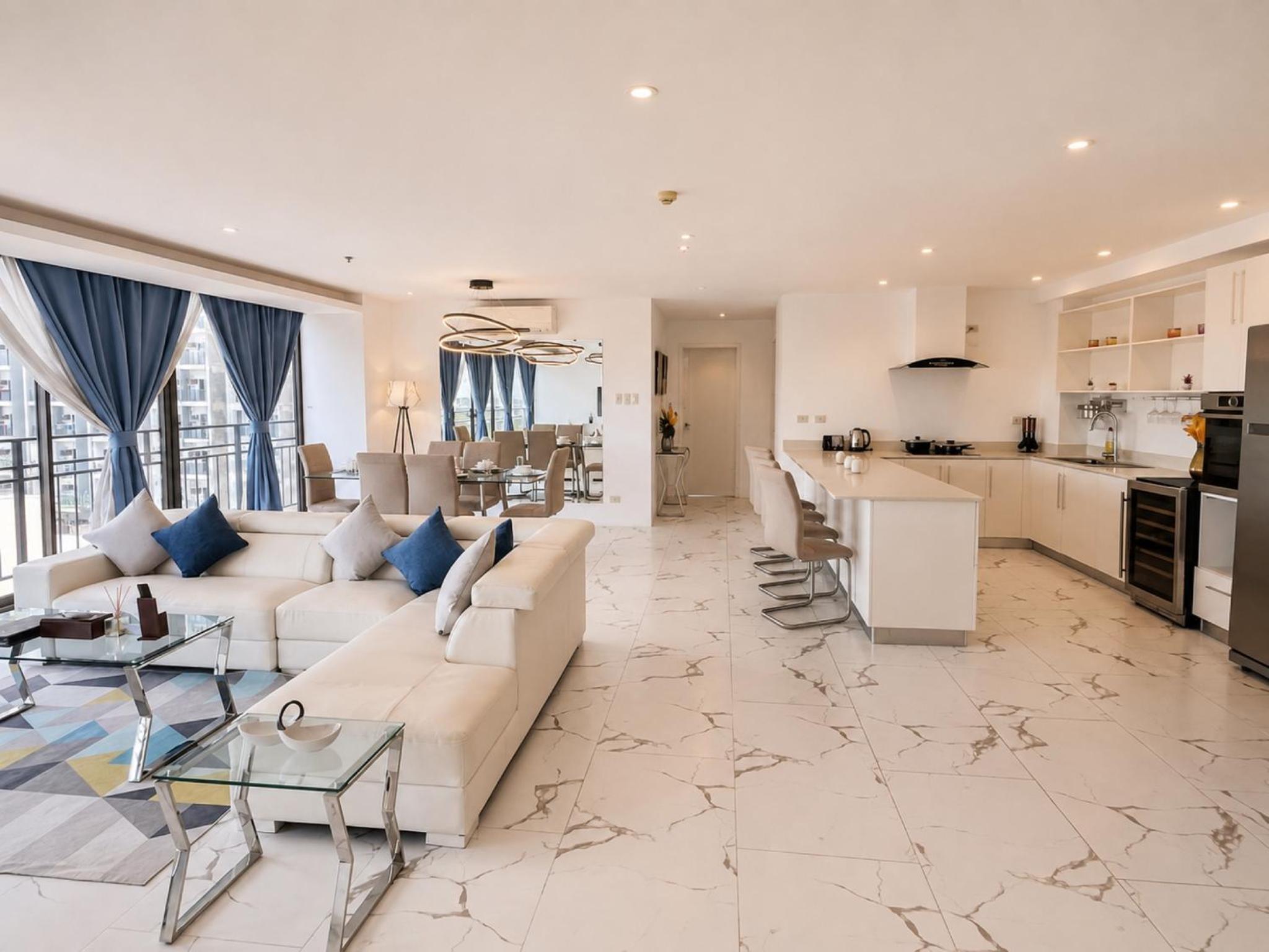 88th Avenue 21/46