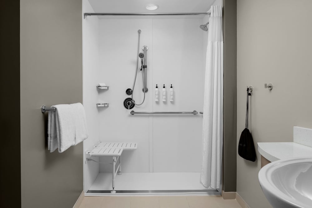 SpringHill Suites by Marriott Myrtle Beach Oceanfront 49/50
