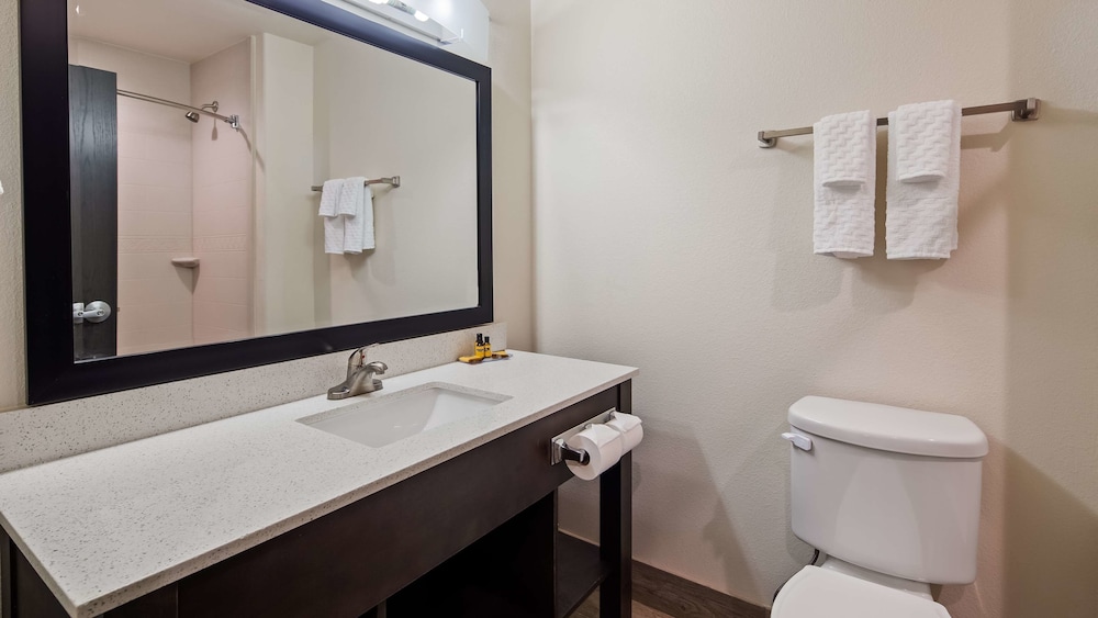 Best Western Plus Ardmore Inn Suites 5/32
