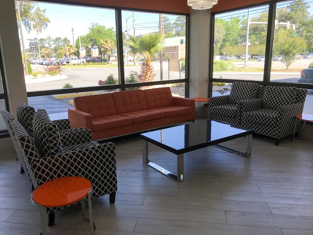 Motel6 Savannah, GA - Midtown 33/44