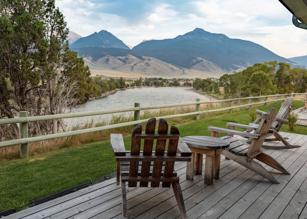 Yellowstone Valley Lodge Ascend Hotel Collection 26/51