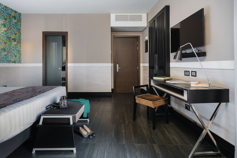 Unica Suite Rome 63/63
