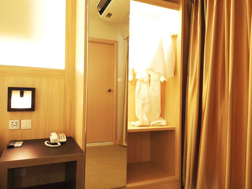 O2 Luxury Hotel 19/71