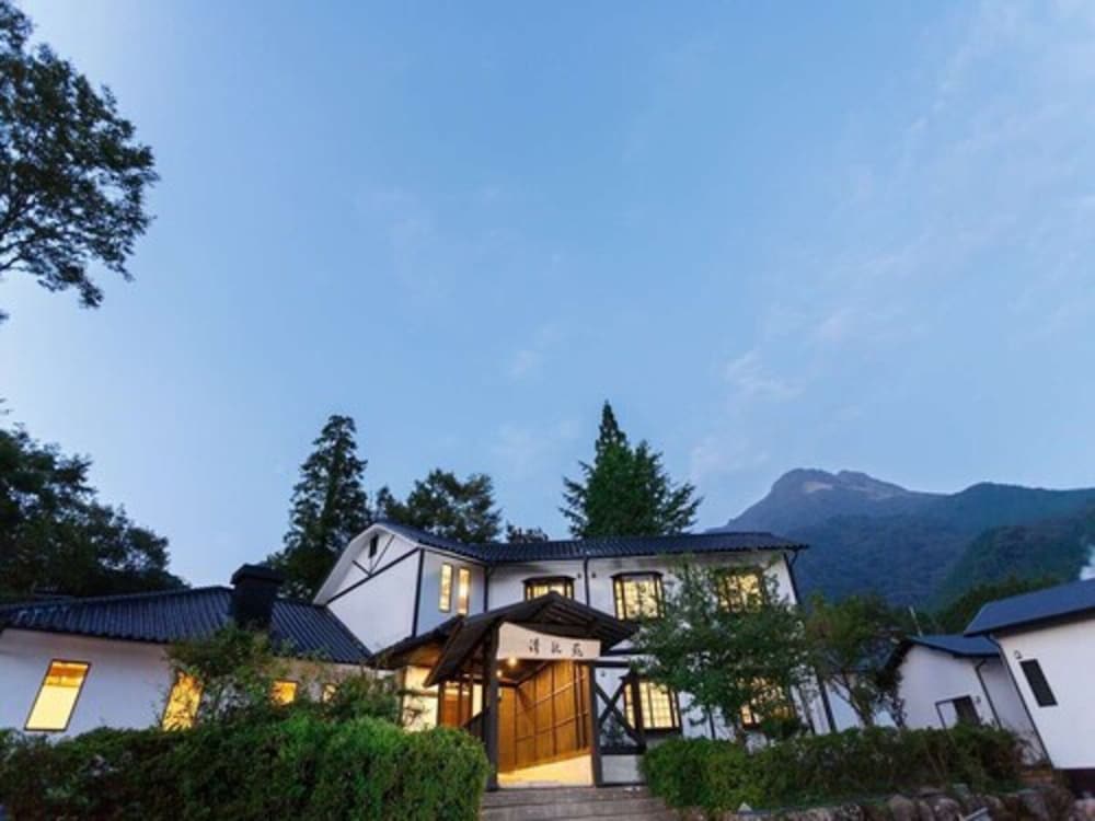 Yufuin Ryokan Seikoen 3/50