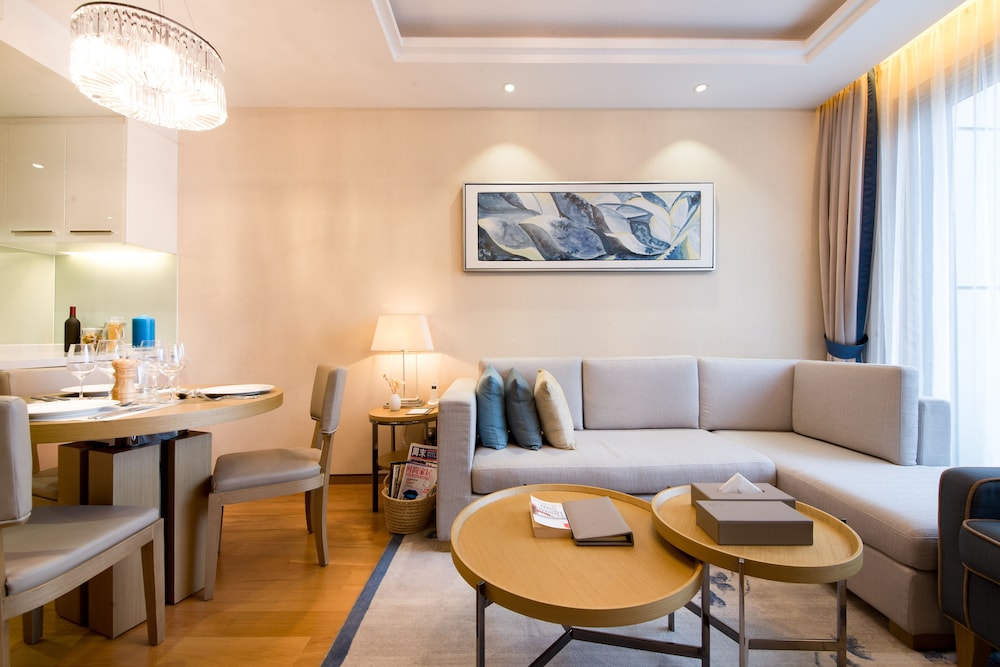 Savills Residence 22/49