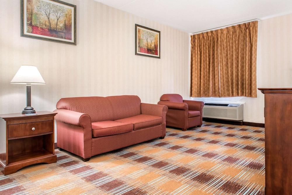 Quality Inn Suites Miamisburg 21/35