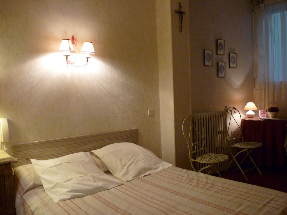 Hôtel Du Centre 6/39