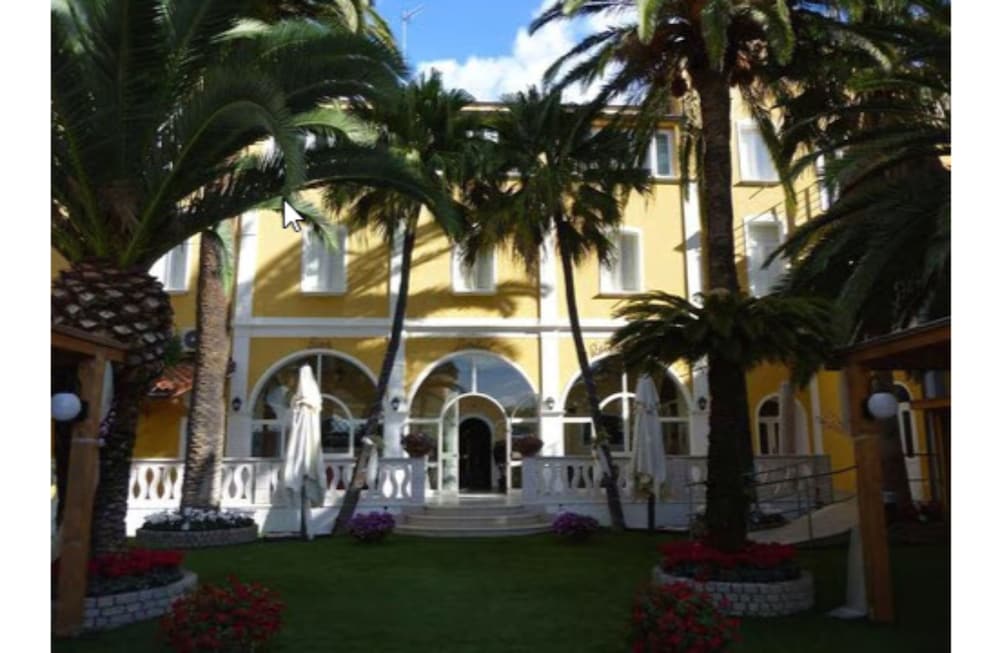 Mediterraneo Palace Hotel 23/31