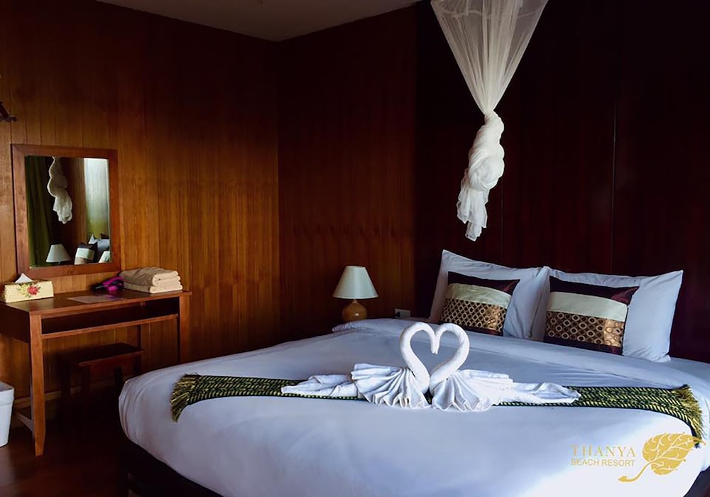 Koh Ngai Thanya Beach Resort 22/65