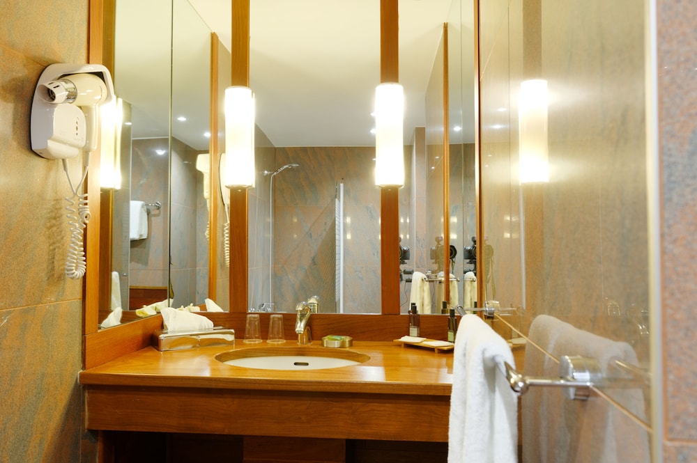 Hotel George Sand Opera Paris 23/50
