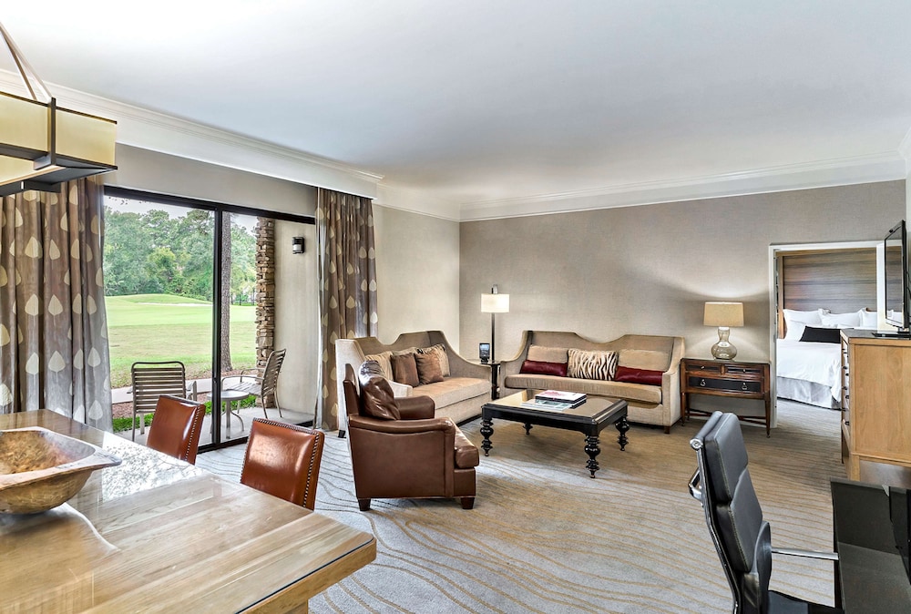The Woodlands Resort, Curio Collection by Hilton 23/38