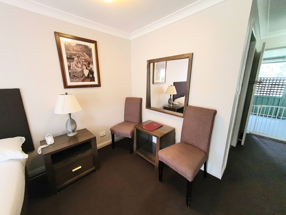 Mcnevins Tamworth 29/37