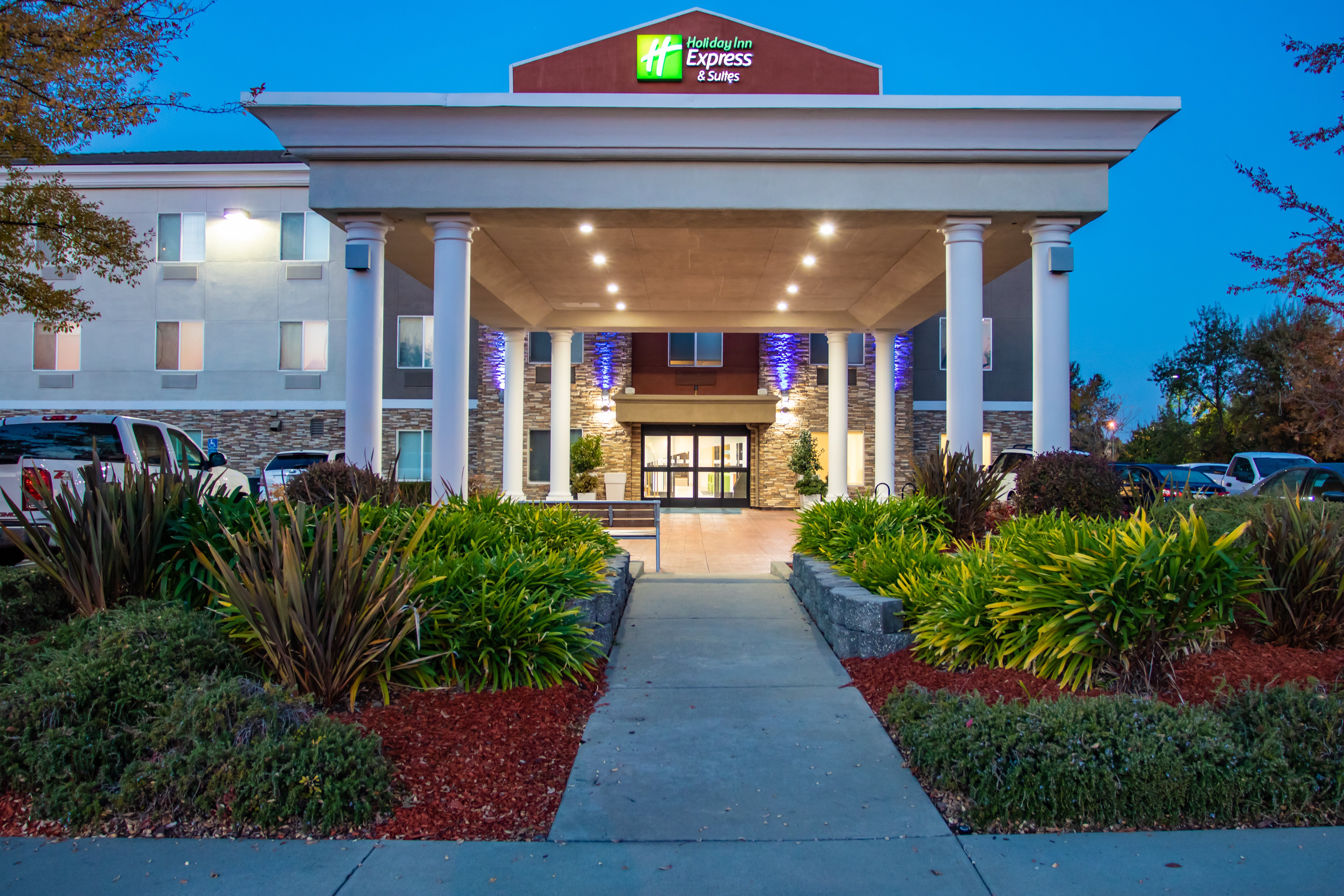 Holiday Inn Express Hotel Suites Roseville Galleria Area 2/49