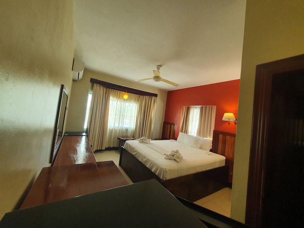 Caye Caulker Plaza Hotel 40/57