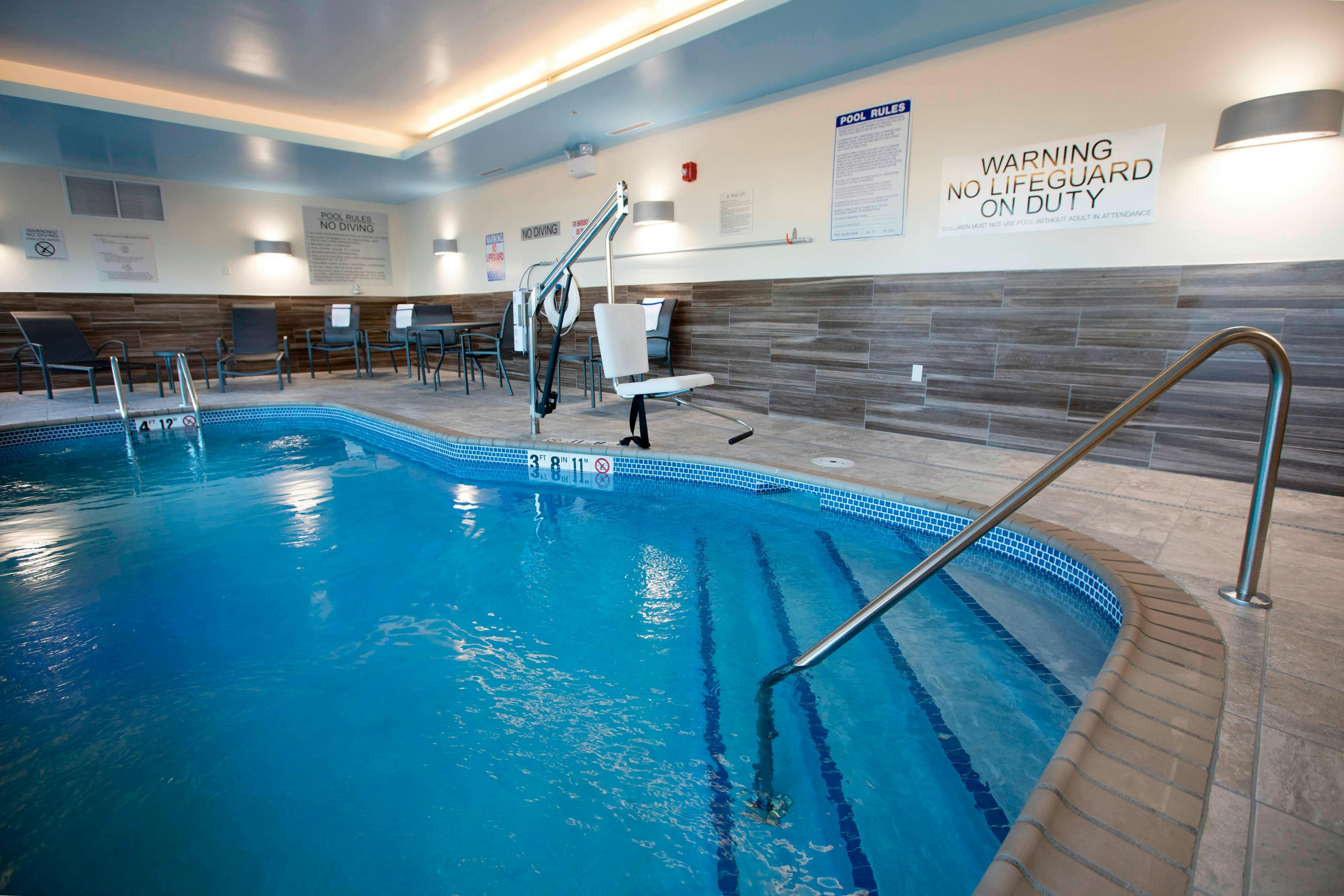 Fairfield Inn And Suites Detroit Lakes 14/33