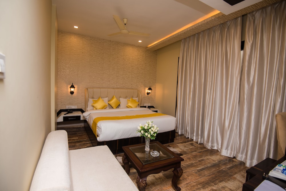 Zo Rooms Assi Ghat Shivala Market 21/49