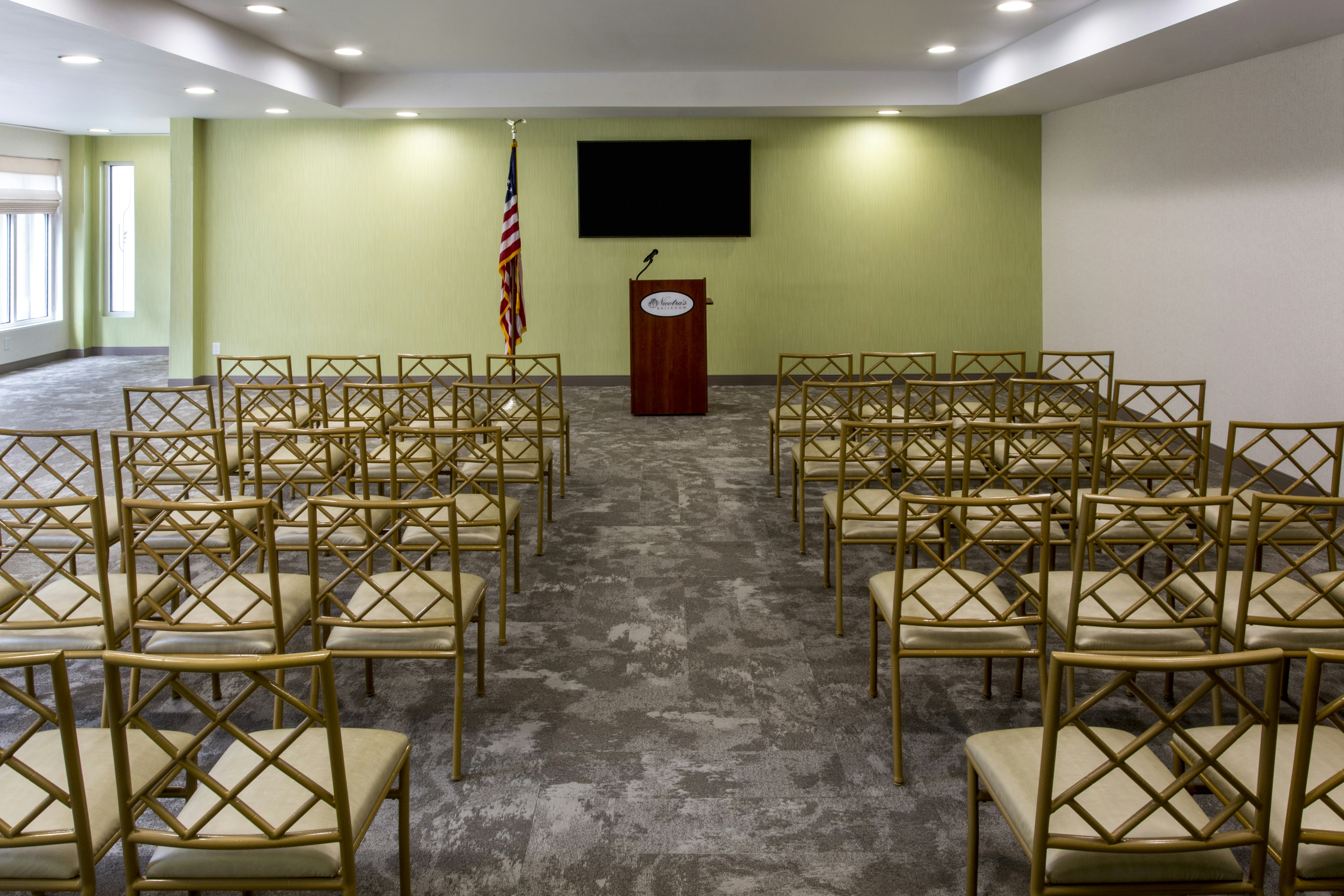 Hilton Garden Inn New York/Staten Island 37/50