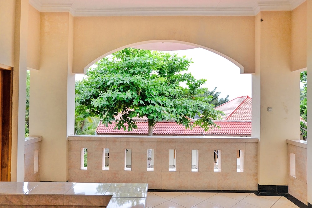 OYO 2643 Hotel Graha Prima 30/50