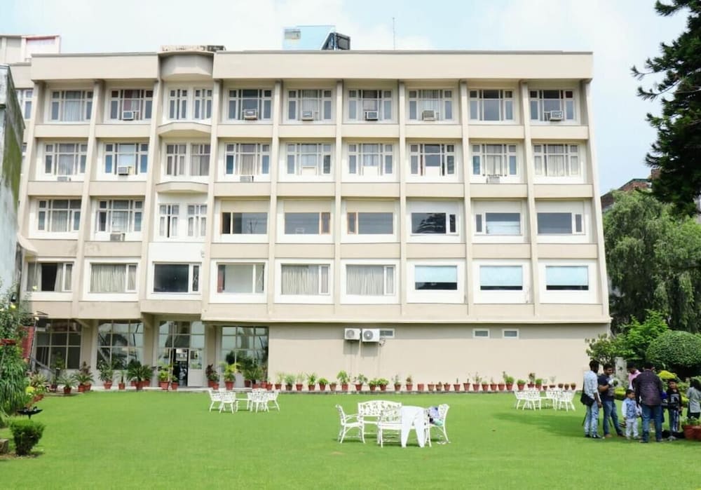 Hotel Ambica 7/40