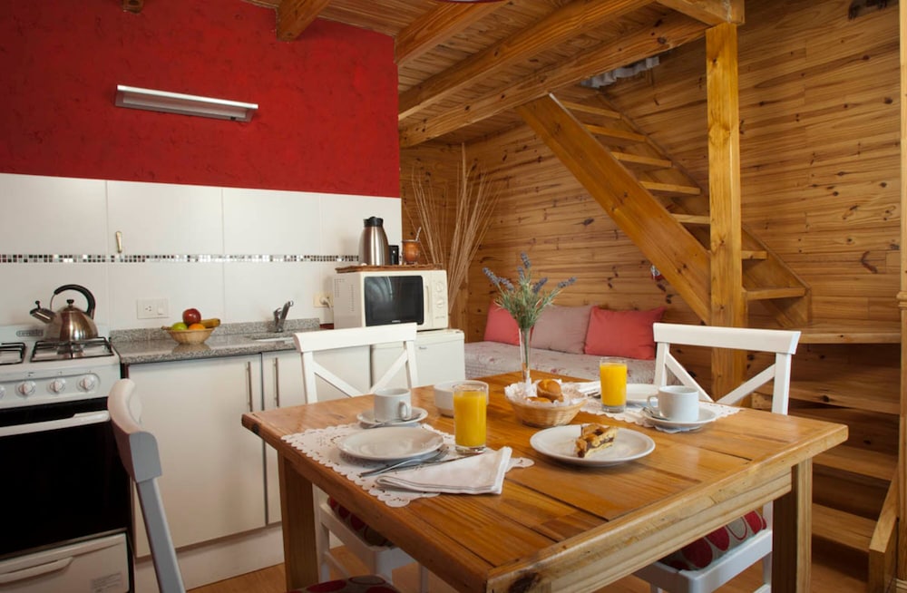 Blanca Patagonia Boutique Inn and Cabins 56/66