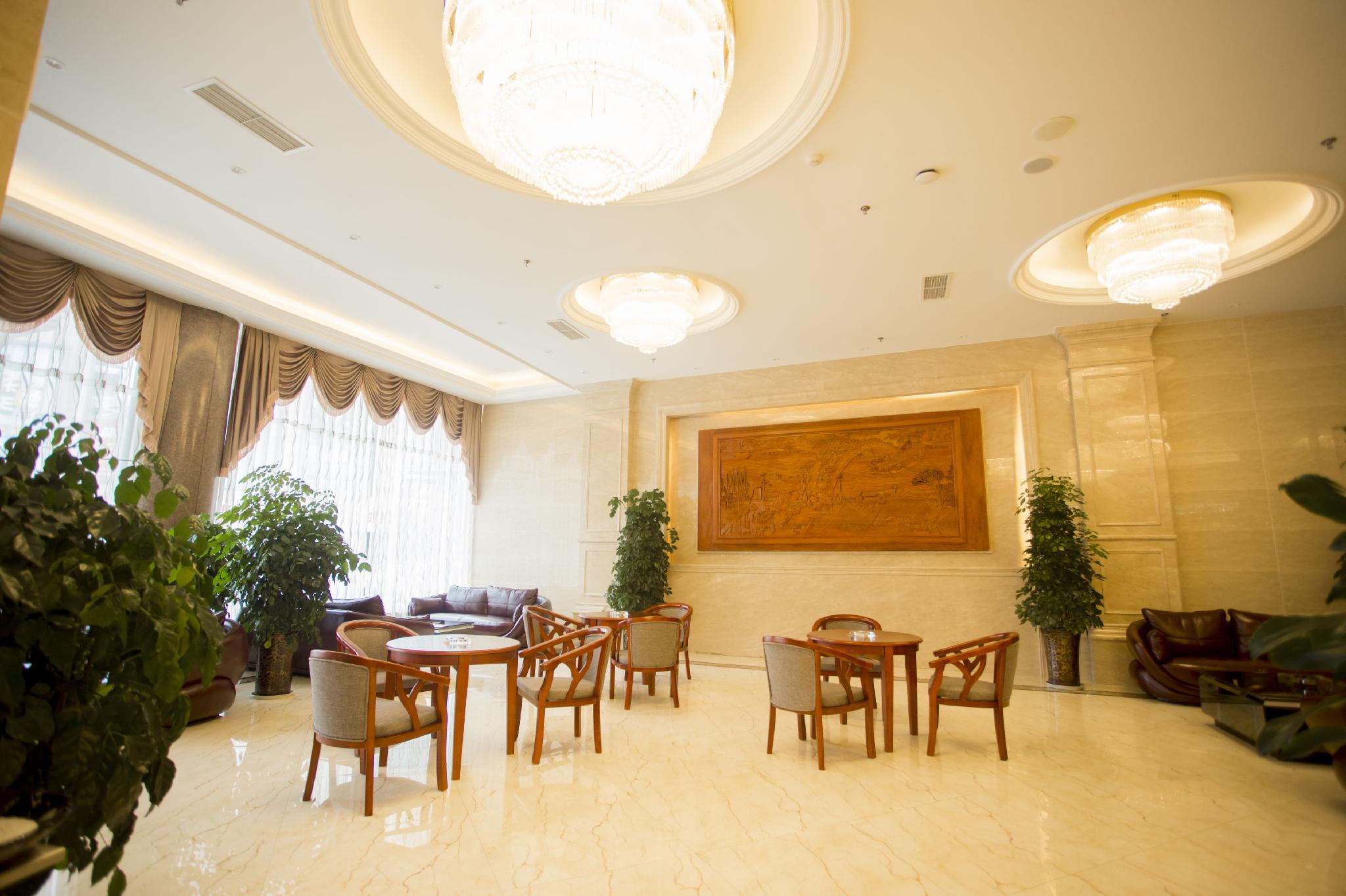 Yuhe Hotel 24/29