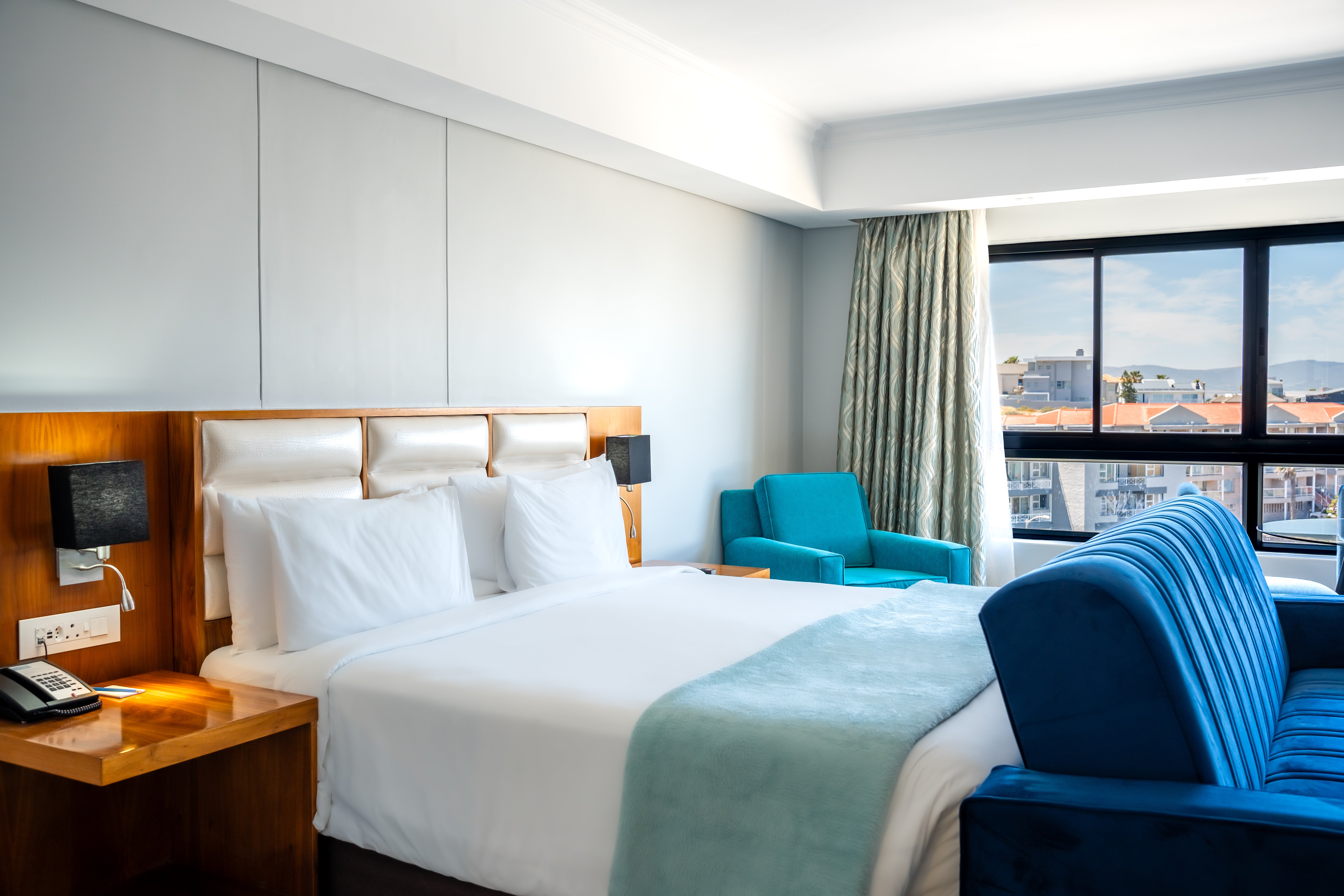 Blaauwberg Beach Hotel 32/100