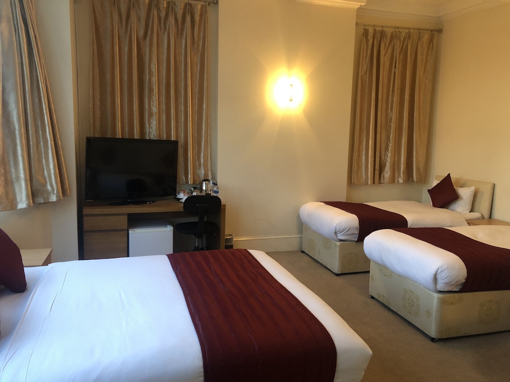 Gatwick Inn 29/53
