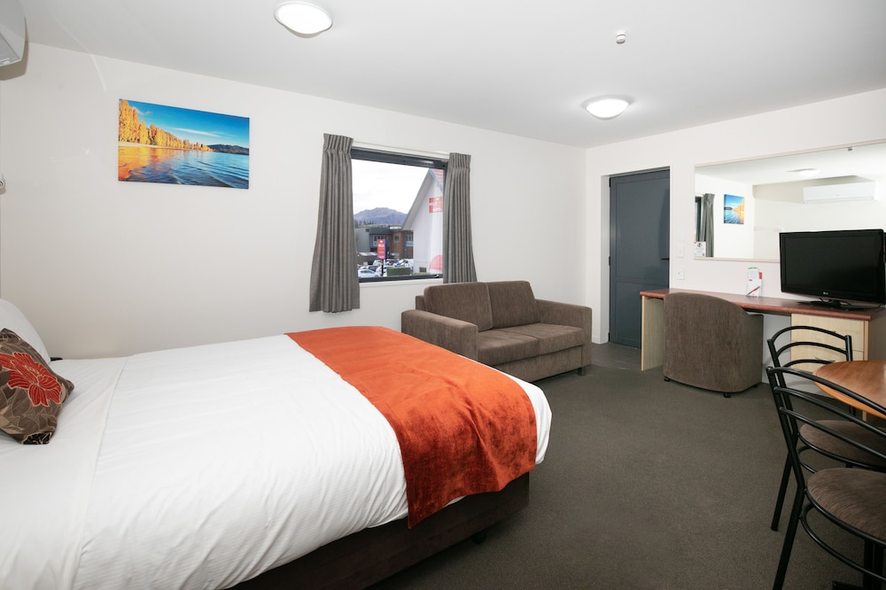 1 Bedroom, Family, Single, 1 Queen and 1 Bunk Bed, Bunk Bed, Queen Bed