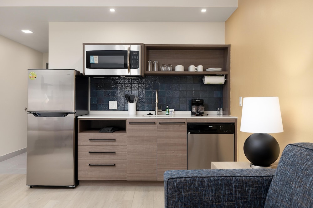 Home2 Suites by Hilton South Padre Island 60/72