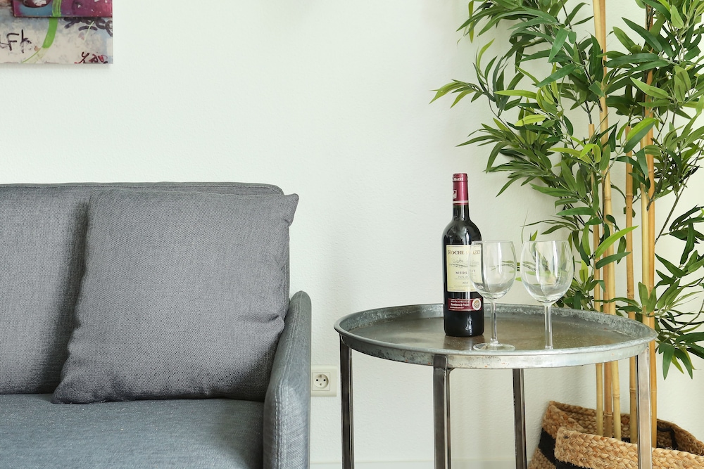 Short Stay Group Residence Les Lilas Serviced Apartments 4/48