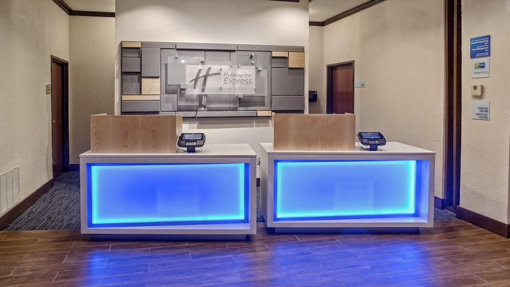 Holiday Inn Express & Suites Corsicana I-45 26/68