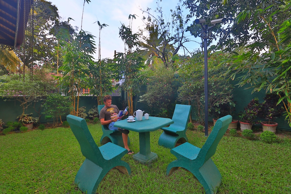 Emel Boutique Hotel 38/50