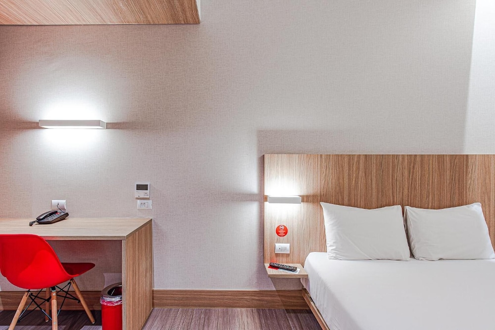 Hotel Moov Curitiba 17/39