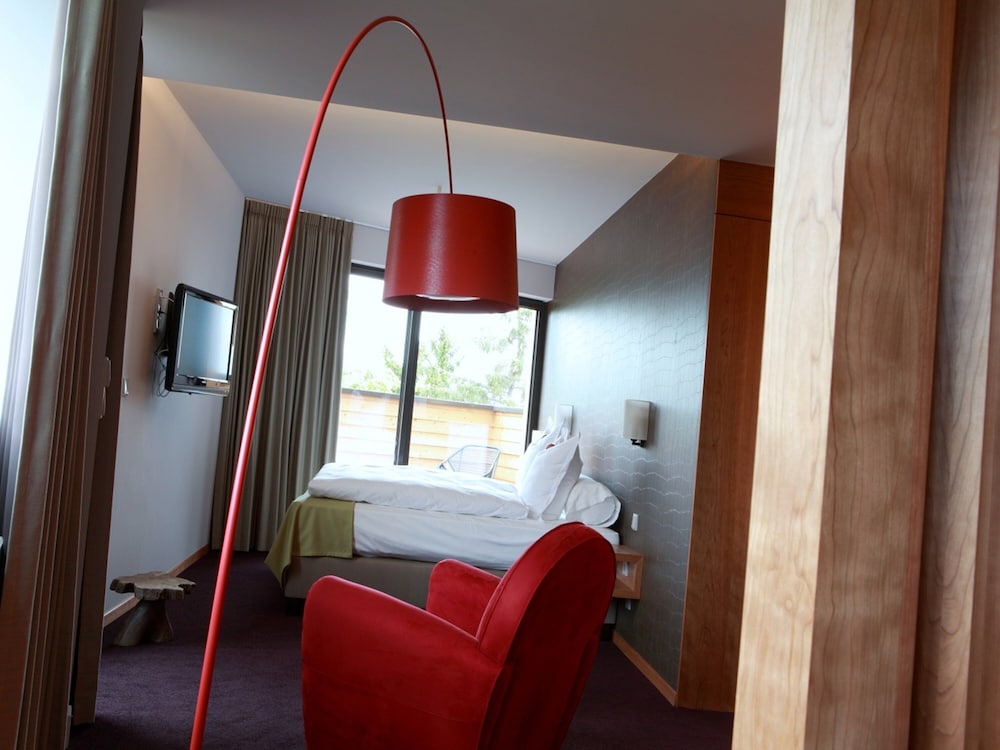 THE SEVEN HOTEL 17/48