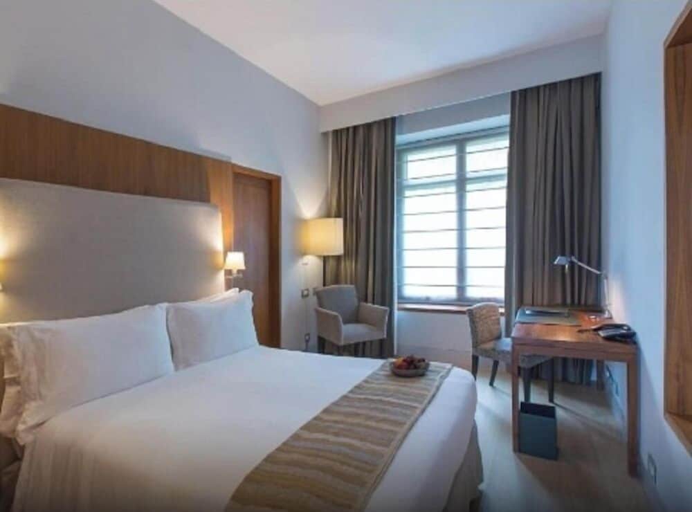The Manor New Delhi 24/74