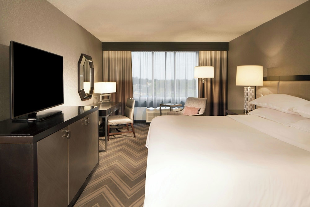 Room at Sheraton Bucks County Hotel, LANGHORNE - PA