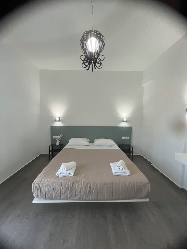 Aestas Apts 25/50