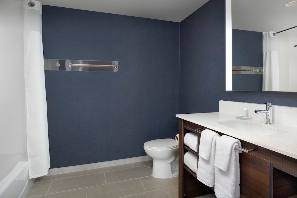 Residence Inn by Marriott Jacksonville Downtown 21/25