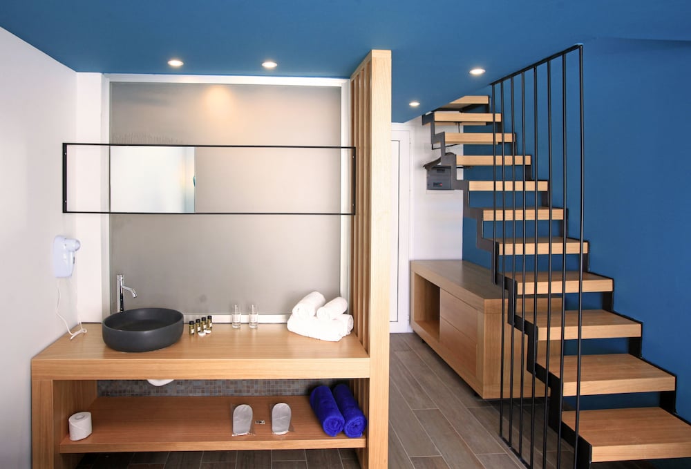 Junior Suite, Superior, Double Bed, Two Story, Sofa, Private Pool