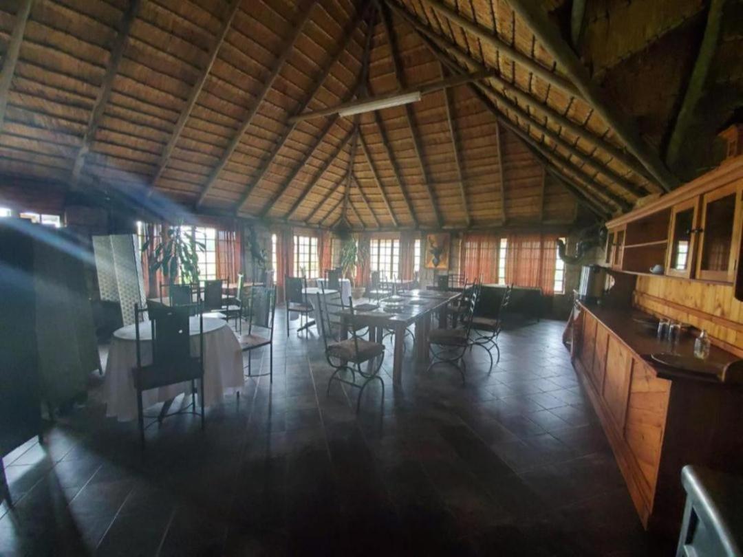 Linglela Lodge 16/37
