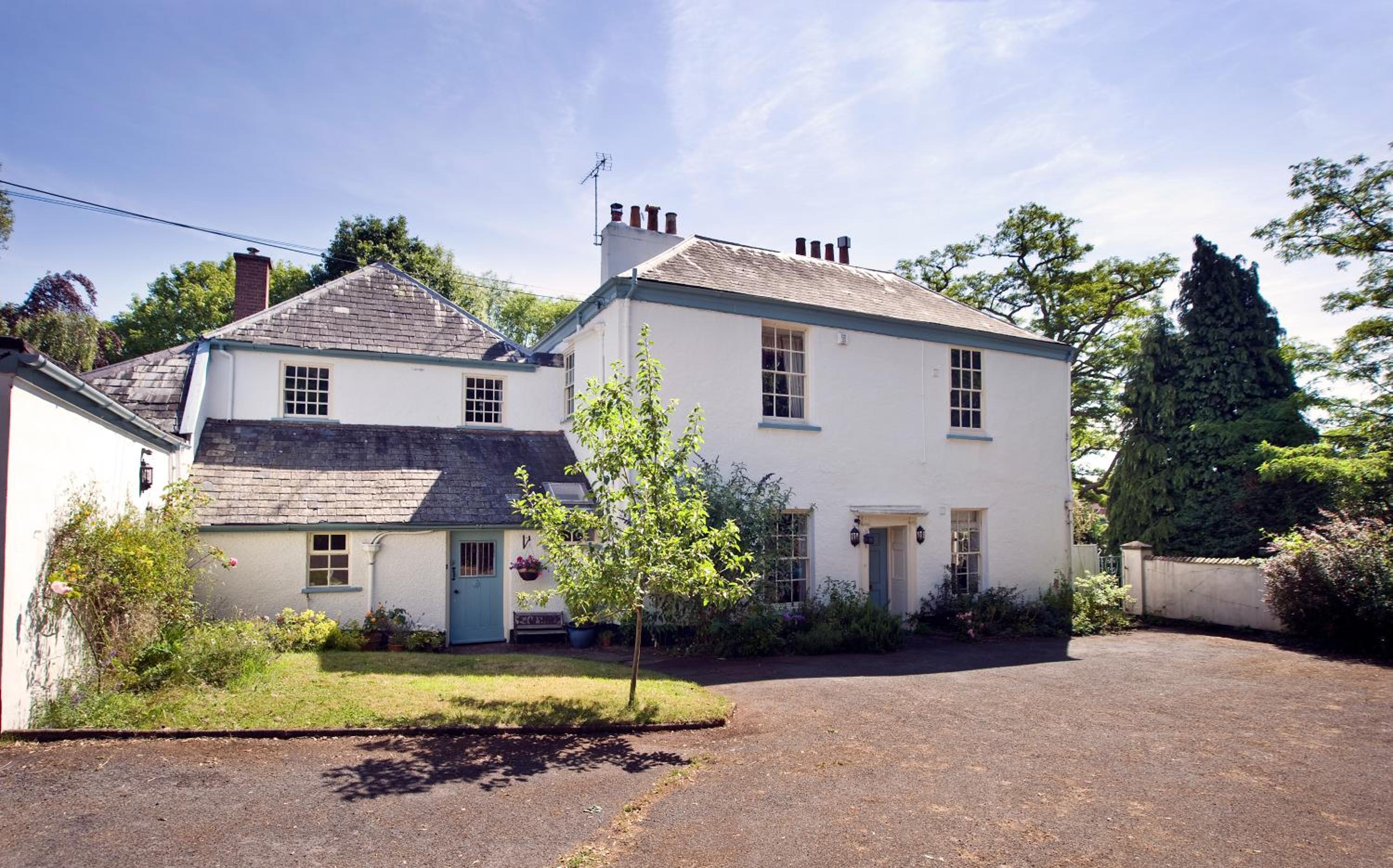 Old Vicarage 13/15