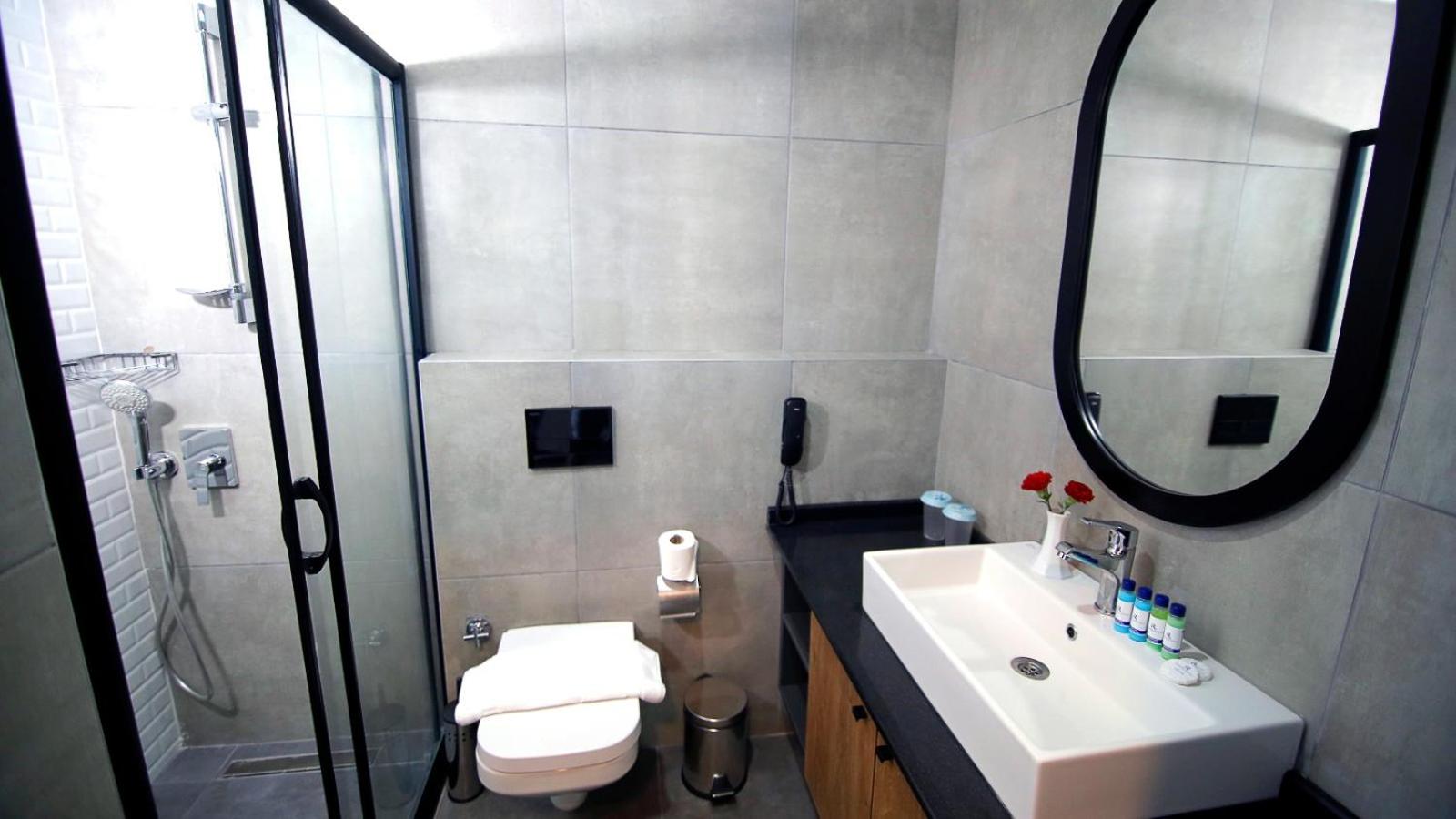 Budget, Single, Ramira Joy Hotel 2/3