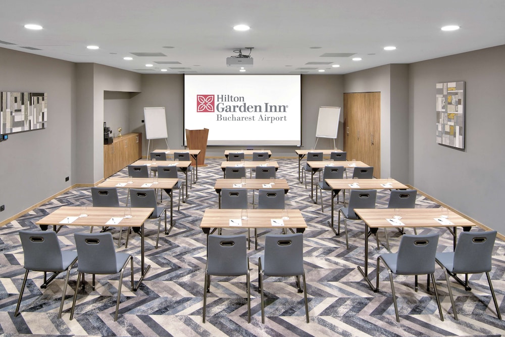 Hilton Garden Inn Bucharest Airport 48/53