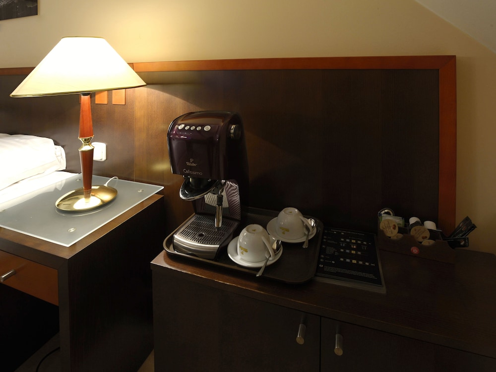 Grand Hotel 19/47