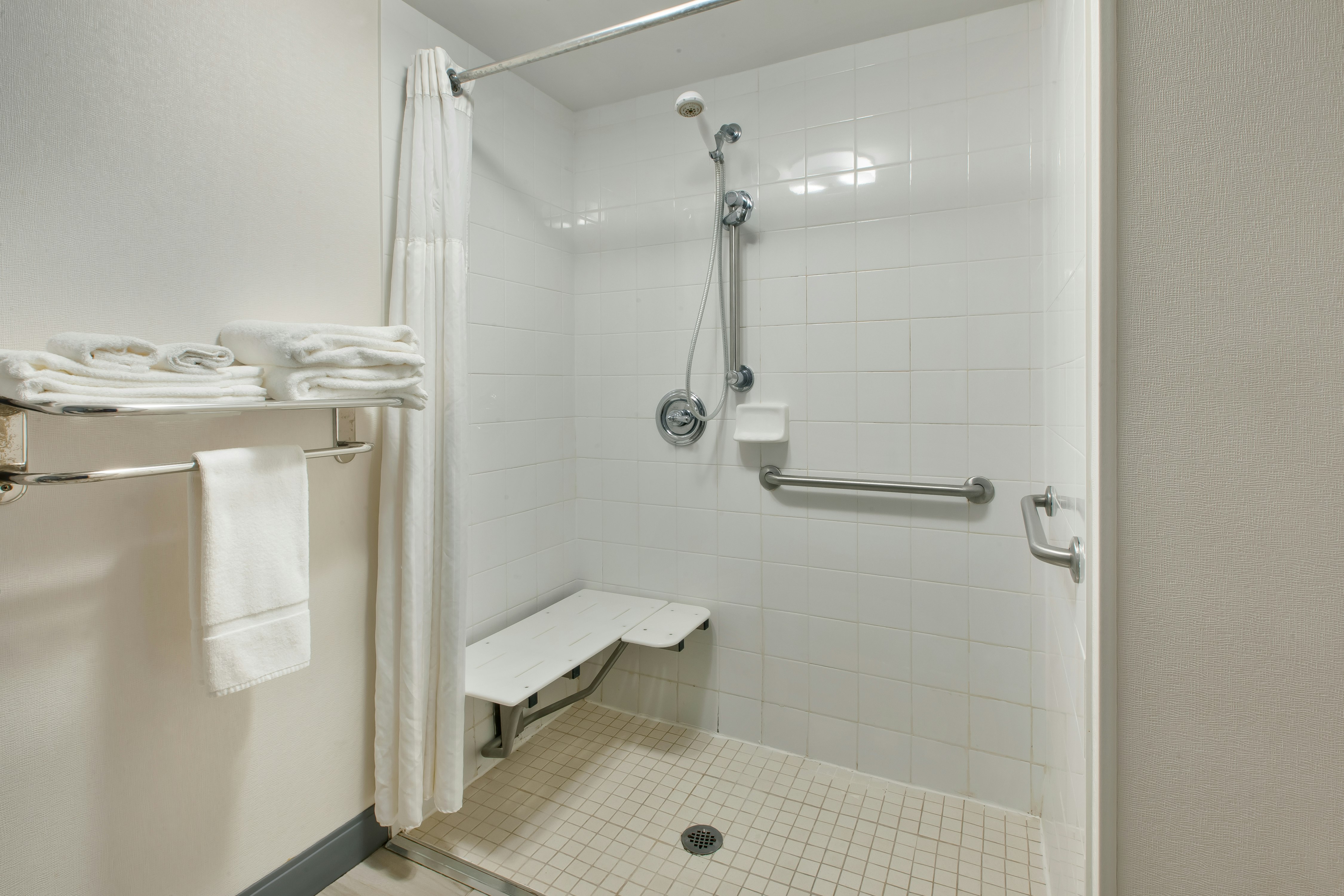 Hilton Garden Inn Dayton Beavercreek 25/26