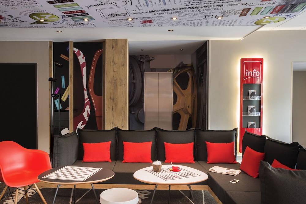 lounge