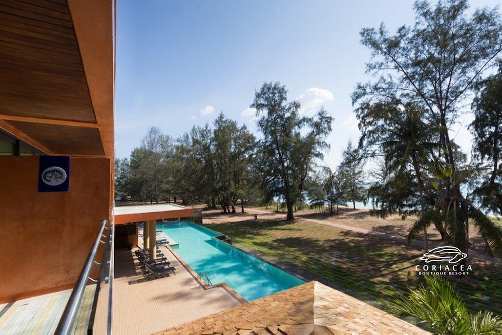 CORIACEA BOUTIQUE RESORT 59/63